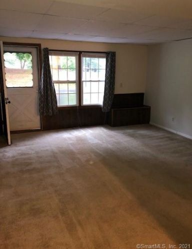 161 Cynthia Ln, Middletown CT  06457-2150 exterior