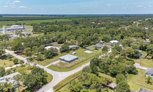 105 Cardinal Pl, Fort Pierce, FL 34945-3400