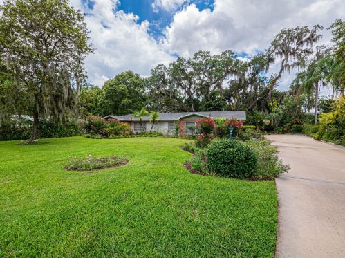 1421 Easton Dr, Lakeland, FL 33803-3315