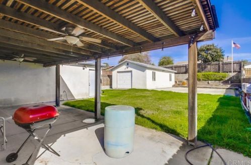 2527 Calle Gaviota, San Diego CA 92139-3105 exterior
