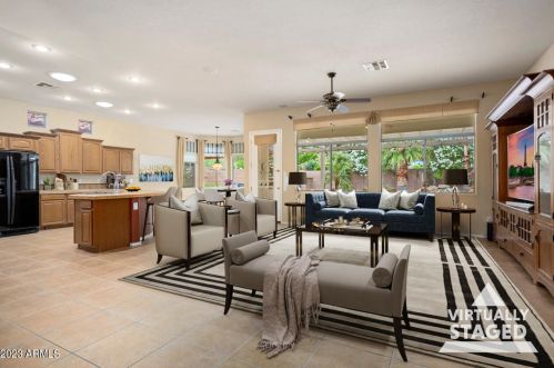 17952 Sammy Way, Sun City, AZ 85374-8935