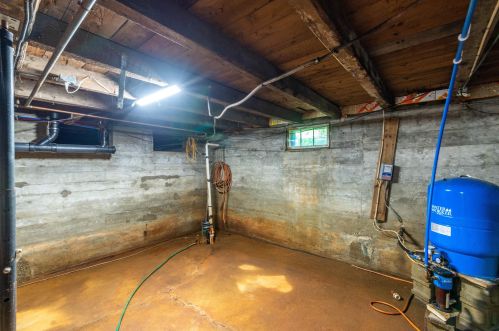 341 Lisbon Rd, Bath NH  03740-4403 exterior