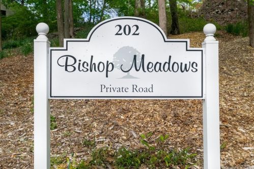 202 Soundview Ave, Stamford CT  06902-7036 exterior