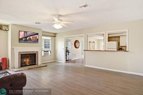 110 24th Ave, Vero Beach, FL 32962-2667