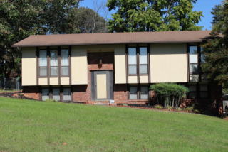 8430 Sonesta Dr, Knoxville, TN 37938-2029