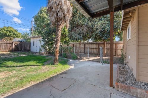 1312 Stockton Ave, Modesto CA  95358-2343 exterior