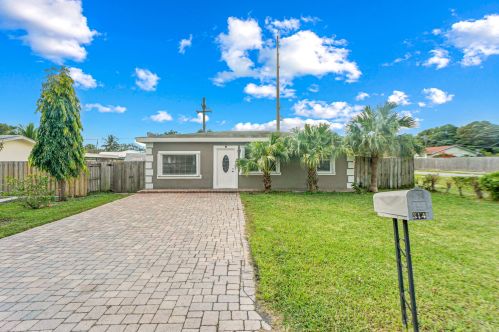 814 4th Ave, Boynton Beach, FL 33426-3602