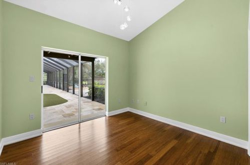 2291 Oakes Blvd, Naples FL  34119-1371 exterior
