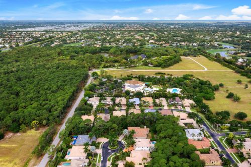6711 Royal Orchid Cir, Delray Beach FL  33446-4338 exterior