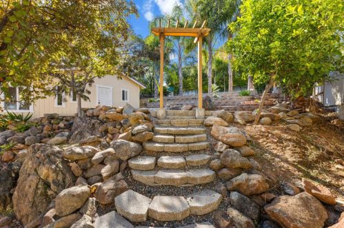 3560 Patterson Way, Folsom CA  95762-4405 exterior