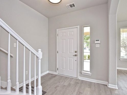 901 Elmwood Dr, Georgetown TX  78628-4680 exterior