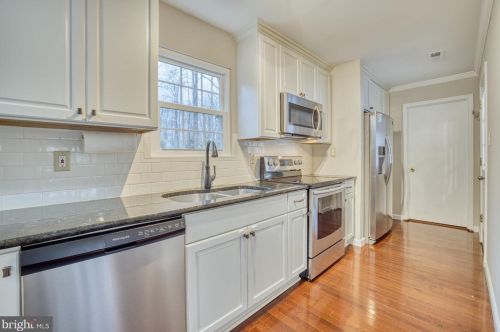 305 Harrison Cir, Locust Grove VA  22508-5256 exterior