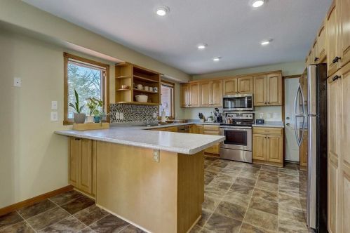 5840 Perry Ave, Minneapolis MN 55429-2832 exterior