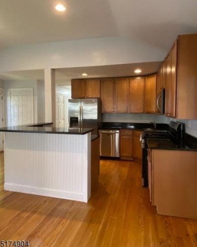 16 Rock Ridge Rd, Parsippany NJ  07834-2311 exterior