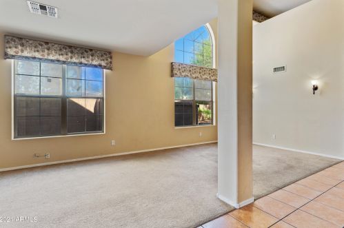 9653 83rd Dr, Peoria, AZ 85345-7137