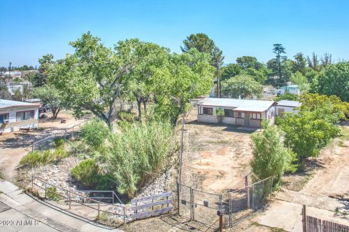 305 2nd St, Sierra Vista AZ  85635-1830 exterior