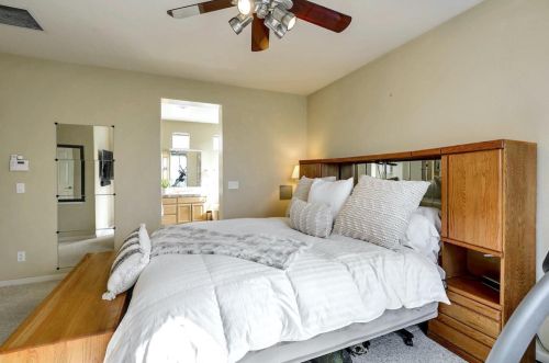 5625 Le Fevre Dr, San Jose CA  95118-3927 exterior