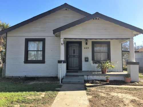 407 Yosemite Ave, Modesto CA  95351-3238 exterior