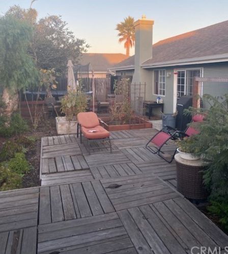 1723 Baden Ave, Pismo Beach, CA 93433-2904