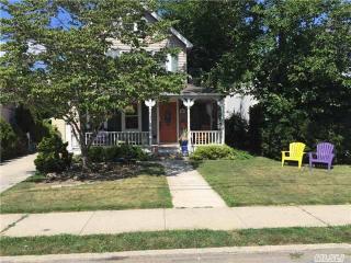 80 Carman Ave, Woodsburgh, NY 11598-1713