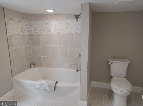 527 Ridge Rd, Southampton NJ  08088-9651 exterior
