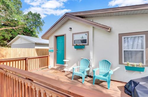 2070 29th Ave, Saint Petersburg, FL 33713-4155