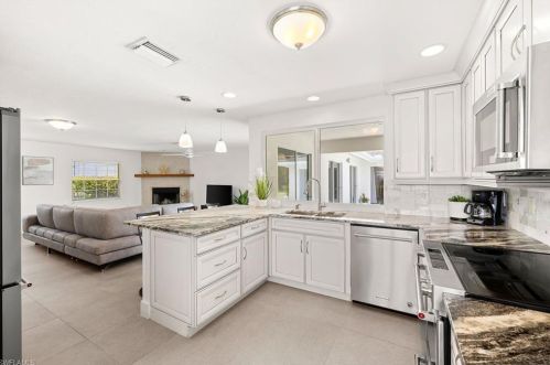 740 Orchid Dr, Naples FL  34102-5015 exterior