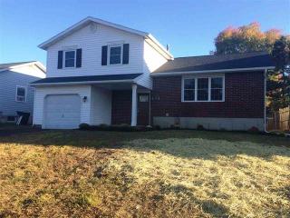 16 Patricia Dr, Troy, NY 12180-6134