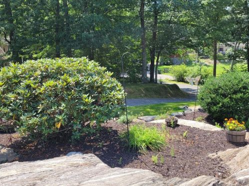 563 Cedar Mountain Rd, Litchfield CT  06787-2060 exterior