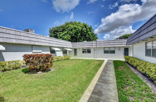 8 Valencia A, Delray Beach, FL 33446-2030