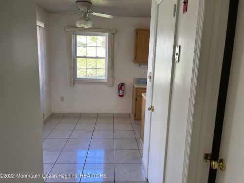 13 Linton Close, East Freehold NJ 07728-3816 exterior