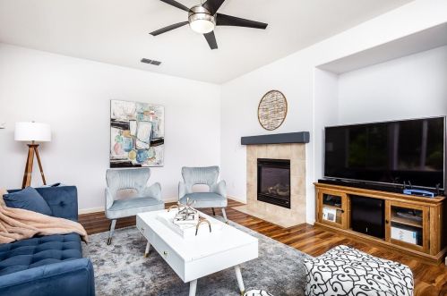 6050 Ventura Way, Folsom CA  95762-5563 exterior