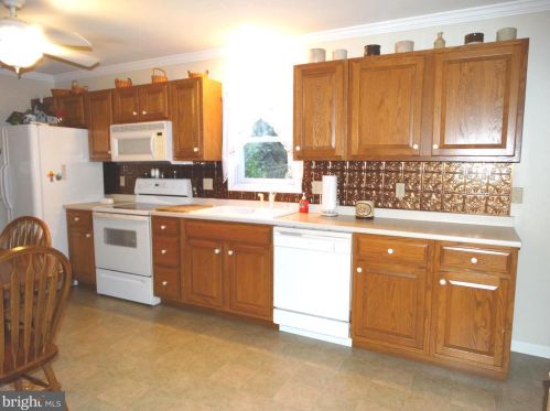 21 Holly Ct, Lees Cross Roads PA  17257-8749 exterior