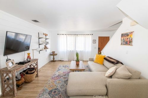 1032 Meadow Way, Pismo Beach CA  93420-1808 exterior