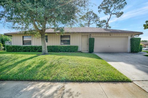 4831 Dorchester Mews, West Palm Beach, FL 33415-1336