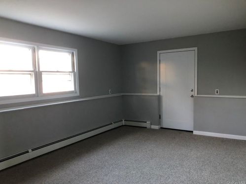 102 Ramapo Rd, Garnerville NY  10923-2130 exterior