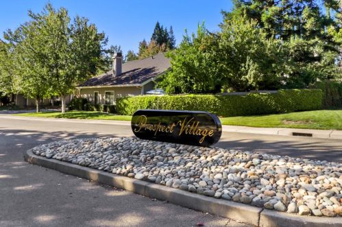 2121 Campton Cir, Rancho Cordova CA  95670-8348 exterior