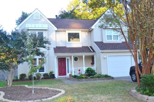 214 Sheffield Ln, Yorktown, VA 23693-2813