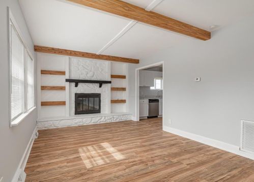 3708 Midland St, Darbydale, OH 43123-2554