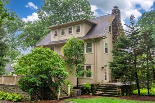 381 Morris Ave, Mountain Lakes NJ  07046-1641 exterior