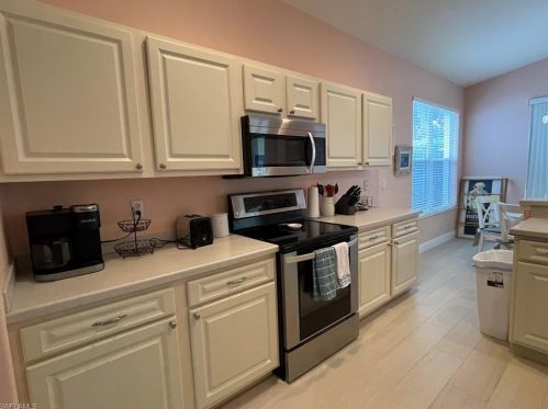 1928 Timarron Way, Naples FL  34109-3320 exterior