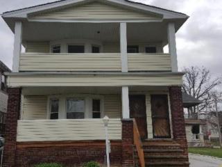 853 128th St, Cleveland, OH 44108-2579