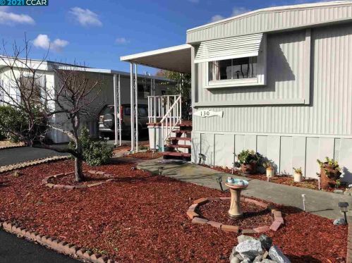 130 Banyon Dr, West Pittsburg, CA 94565-5420