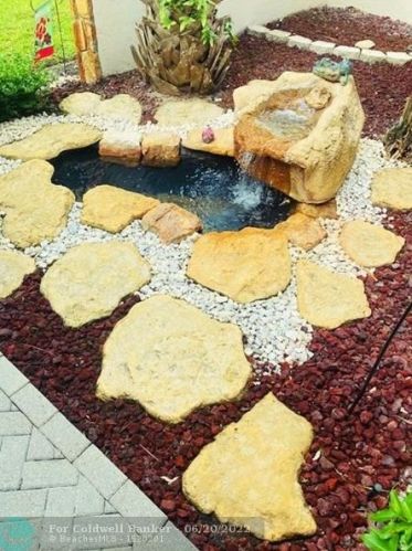 12151 Old Country Rd, West Palm Beach FL  33414-4810 exterior
