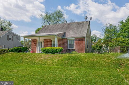 1980 Clearview Ave, Norristown, PA 19403-2861