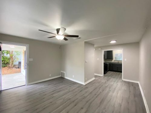 3455 Gambrell St, Fort Worth, TX 76133-1021