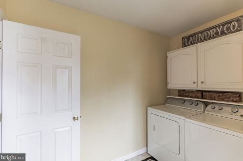 107 Allison Rd, Willow Grove PA  19090-3112 exterior