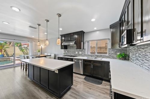 5241 Ivywood Dr, Buena Park, CA 90623-1742