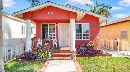 37 Plymouth St, Long Beach, CA 90805-5801