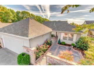 7240 Fountainlake Dr, Wilsonville, OR 97070-7410